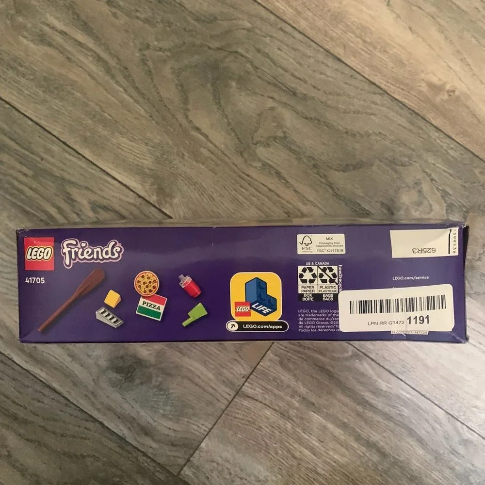 NWT LEGO FRIENDS HEARTLAKE CITY PIZZERIA 41705 144 PIECES AGES 5+